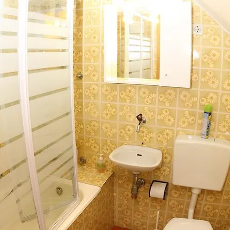 Apartament Jela