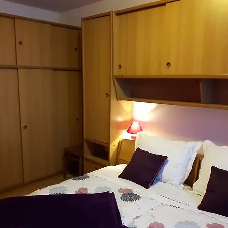 Apartment Jela